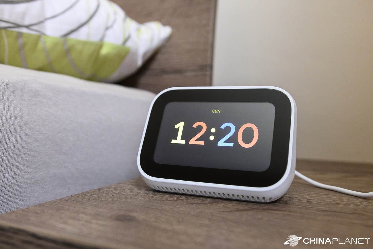 Review of Xiaomi Mi Smart Clock - Smart Clock with Google Assistant