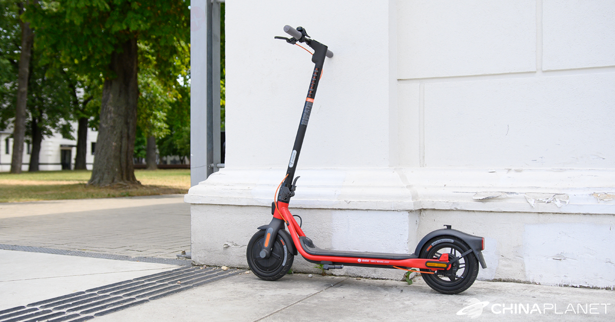 Grøn baggrund Ja Rige Ninebot D28E review: Stylish electric scooter for the city