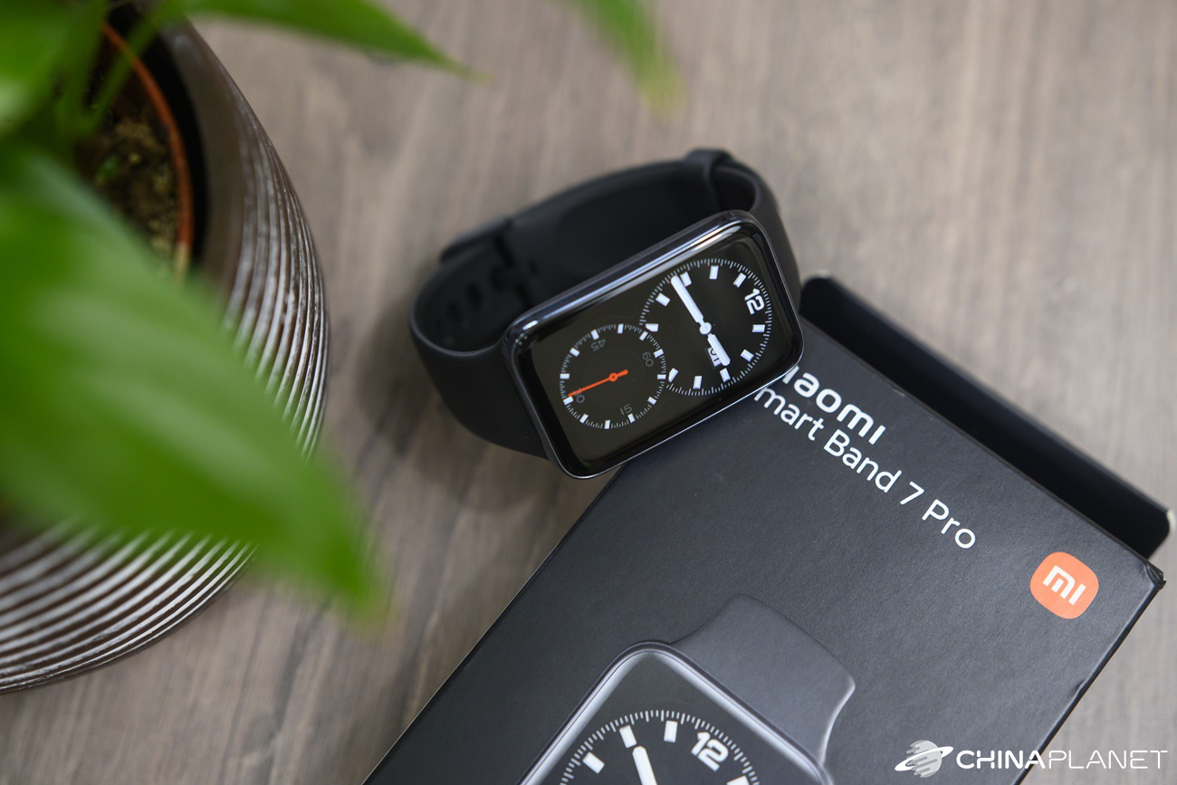 Xiaomi Smart Band 7 Pro review: Upsized with GPS - Can Buy or Not